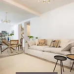 Апартаменты Large Terrace 3 Minutes From The *