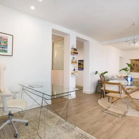 Apartmán Large Terrace 3 Minutes From The Getxo